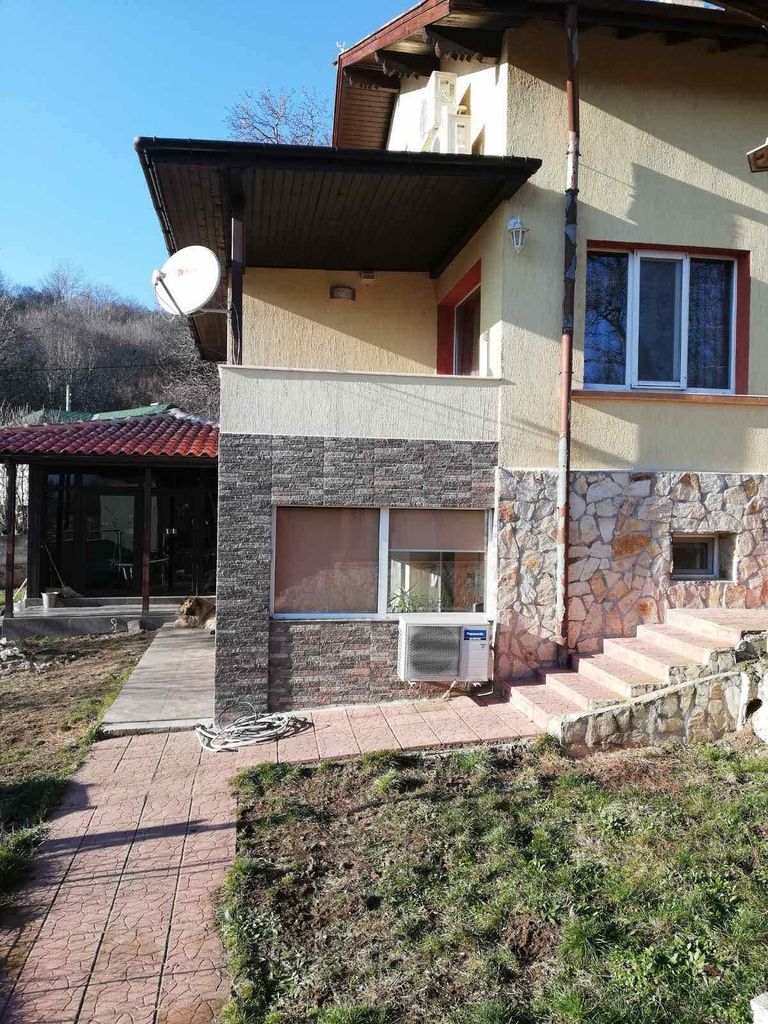 Продава се Къща в с. Клисура, Област София-град - 190 кв.м за 1290 €/кв.м - Снимка #4