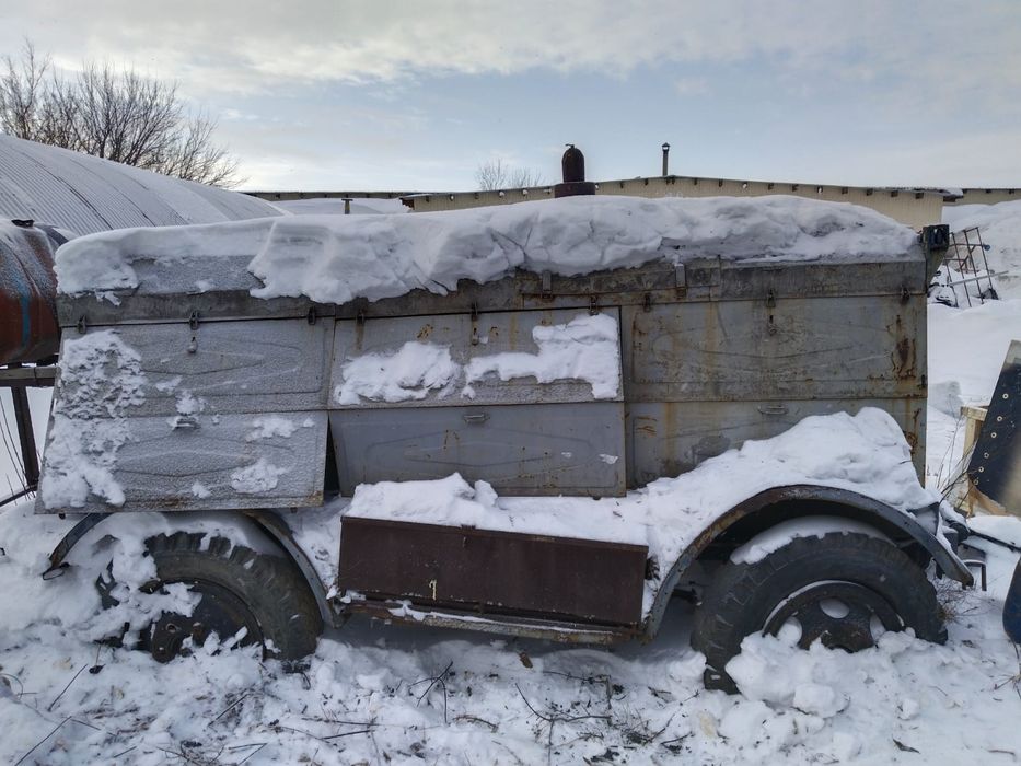 Прицеп на колесах водяной насос продам