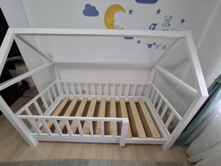 Pat tip căsuța Montessori