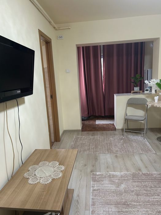 Garsonieră de închiriat