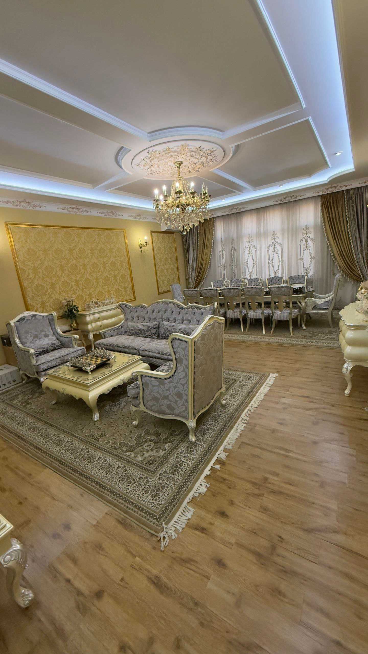 Продам 3х комнатную 160м2 + парковка новостройка ул Ипакчи