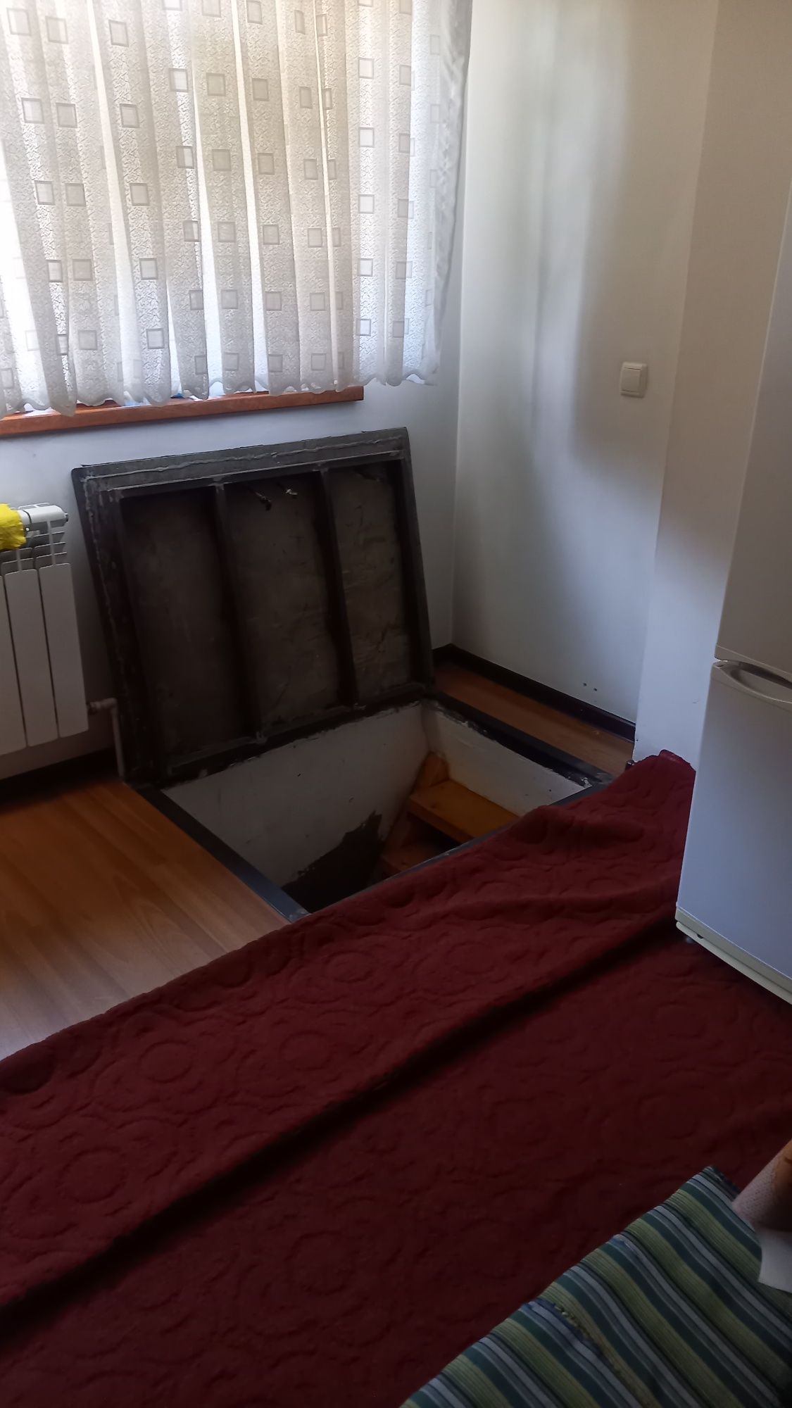 Продаю свою квартиру 3 комнатная 1 этаж