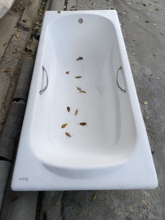 Ванна чугун рокко фирмене