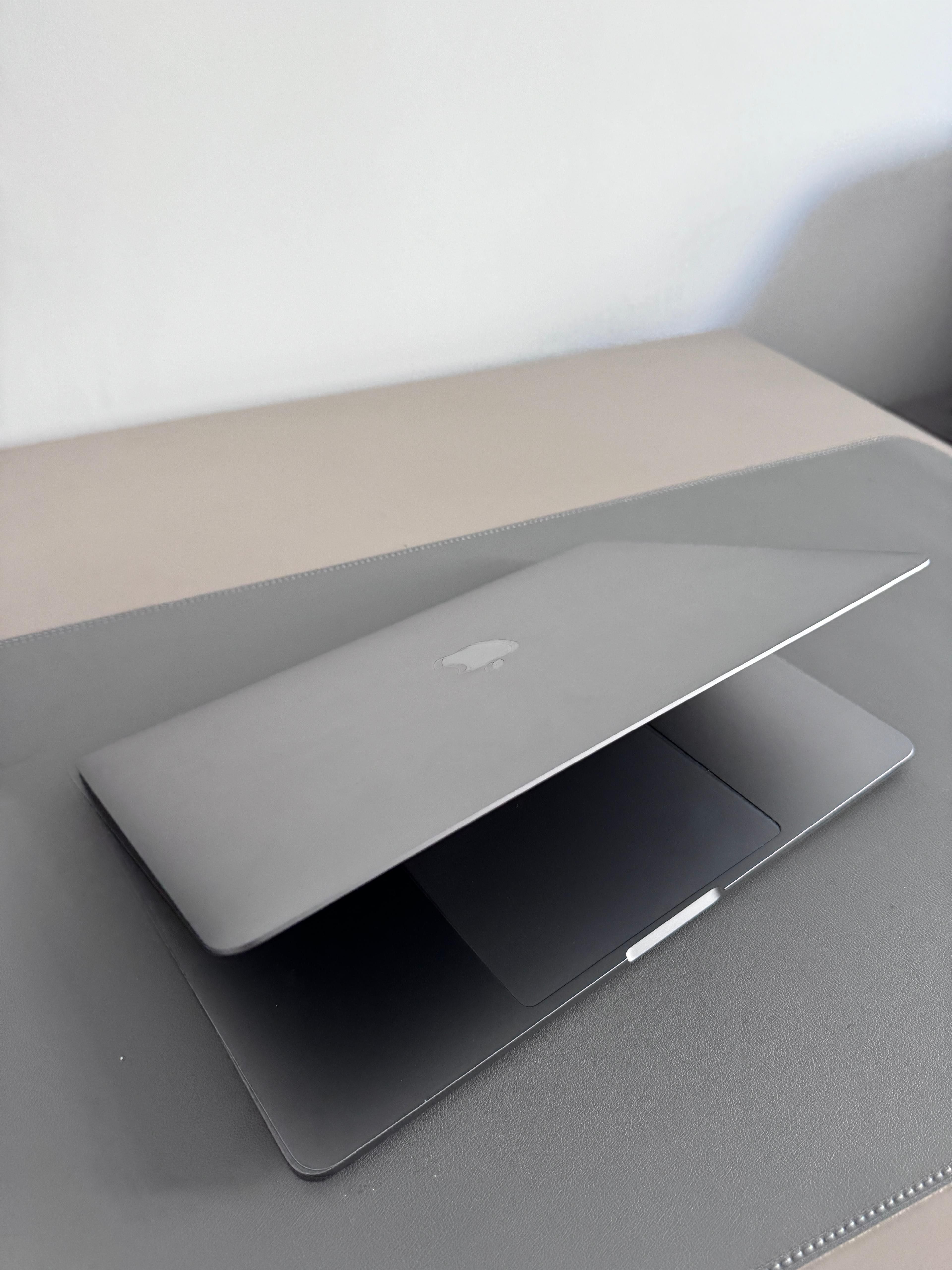 Macbook pro 13 2020