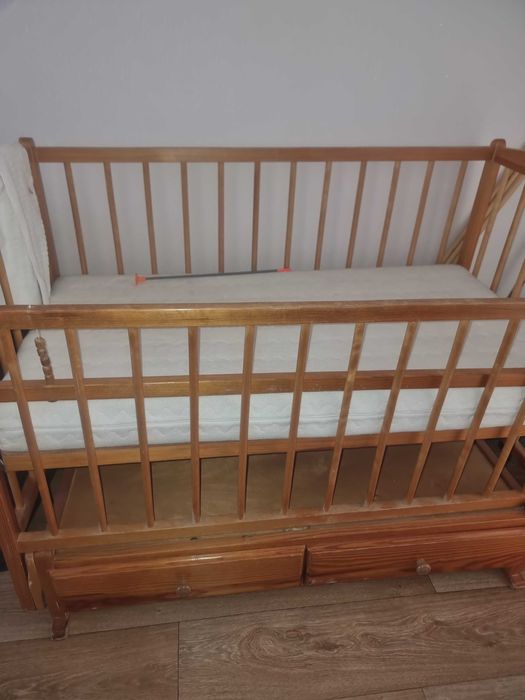 Отдам манеж даром