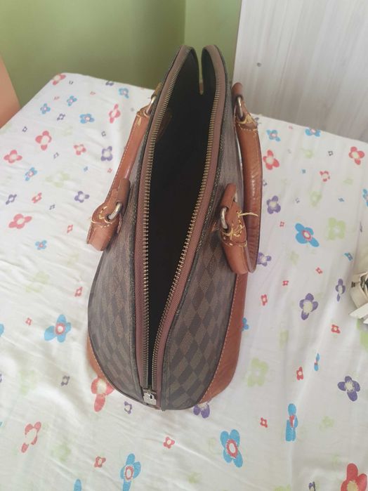 Дамска чанта Louis Vuitton