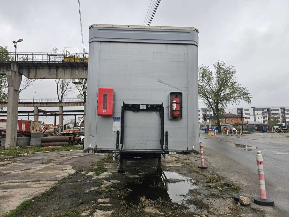 Vând semiremorcă Kogel