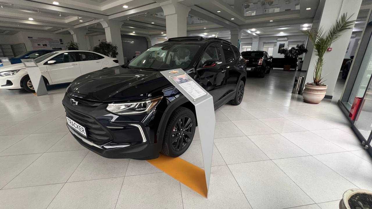 TRACKER-2 REDLINE в КРЕДИТ годовая ставка 0% на паспорт за 1 день