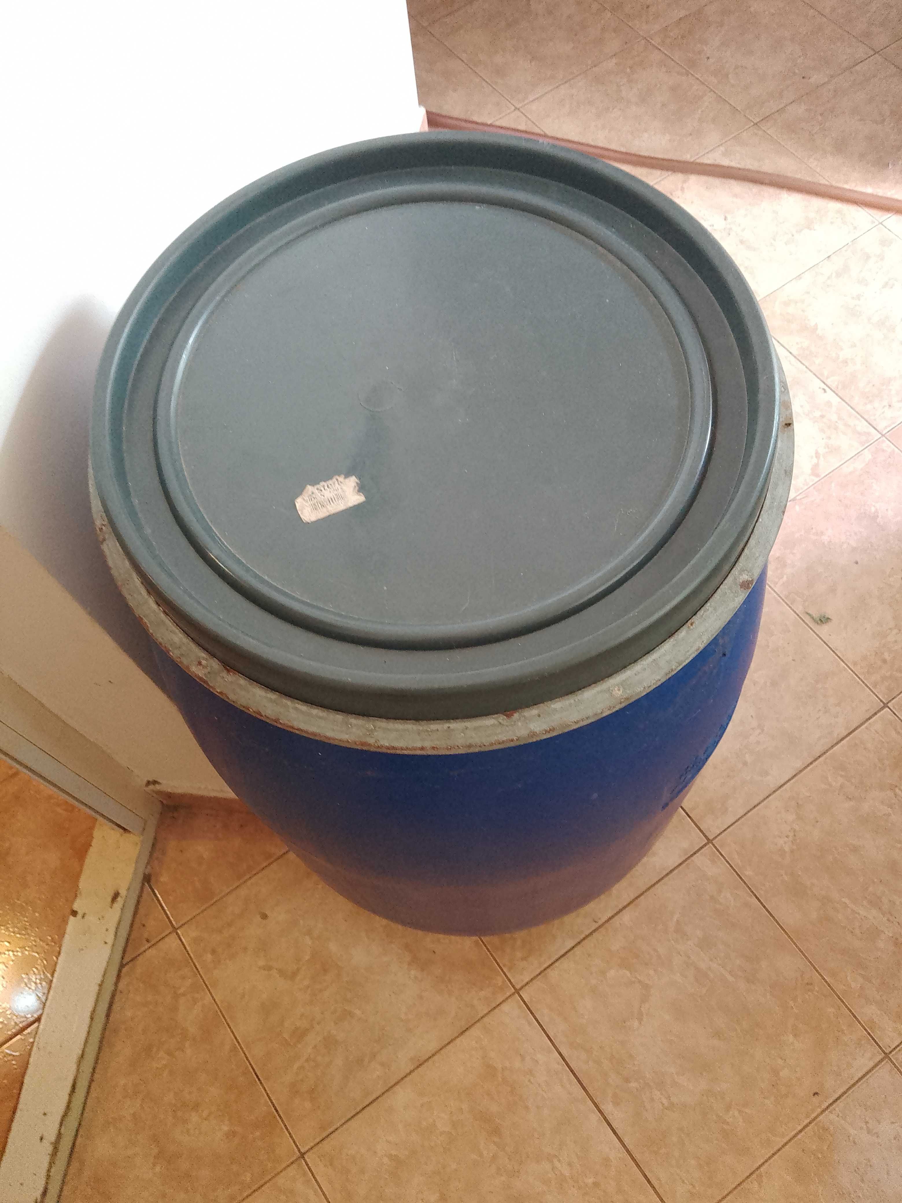 Butoaie de plastic 120L