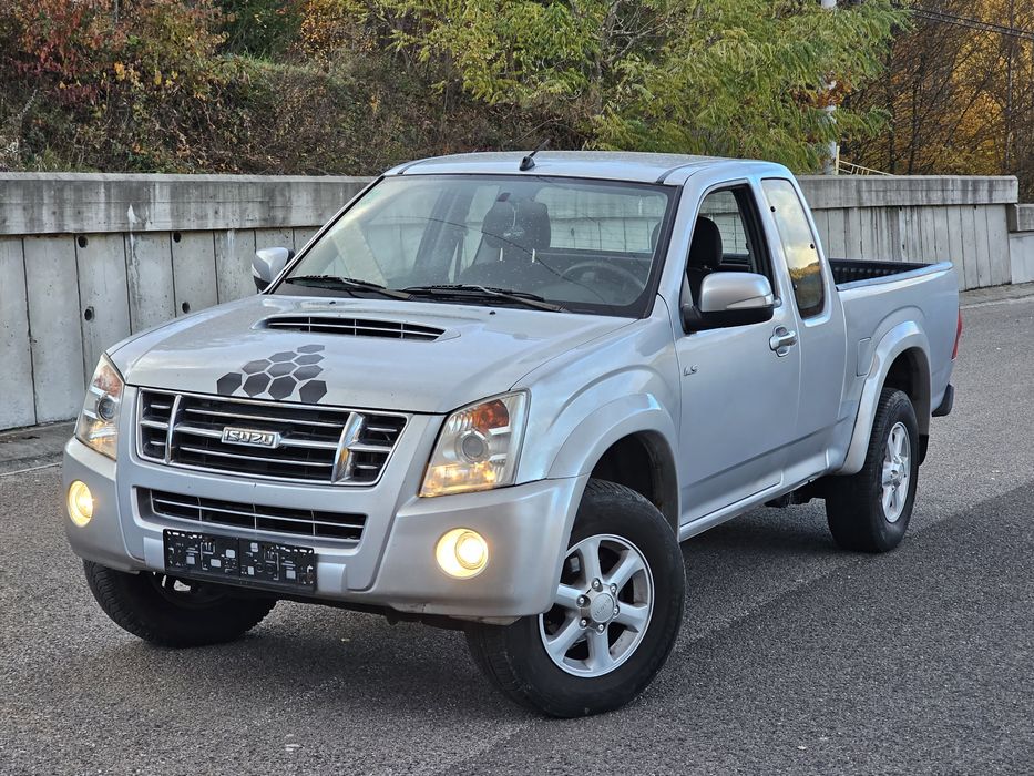 ISUZU D-MAX/ 2009 / 4x4 /Climă