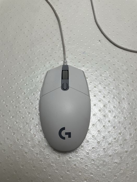 Мышка Logitech g102