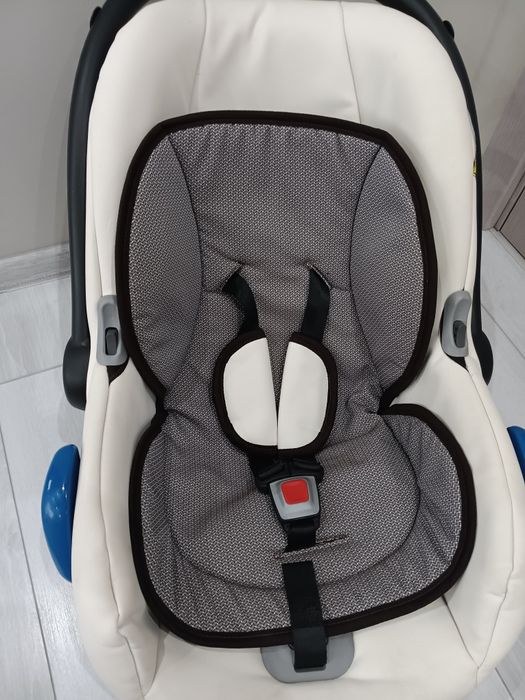 Кошче за новородено за кола и количка baby Merc