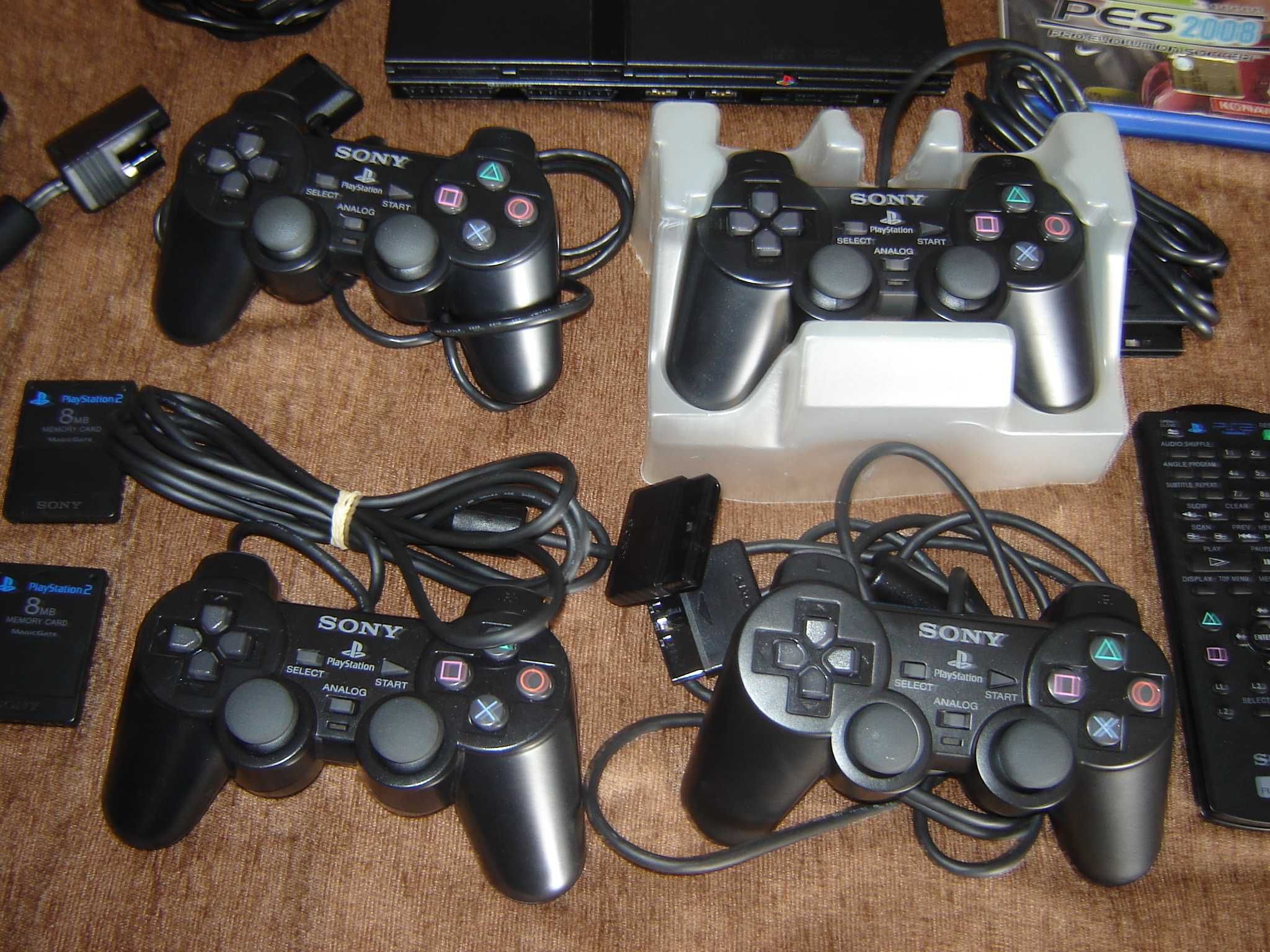 Consola PlayStation 2 sigilata de colectie
