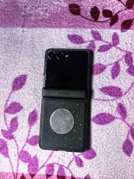 Samsung Z Flip 7