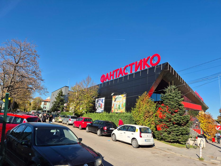 ЛЕД осветление, коледна украса и вътрешни ремонти