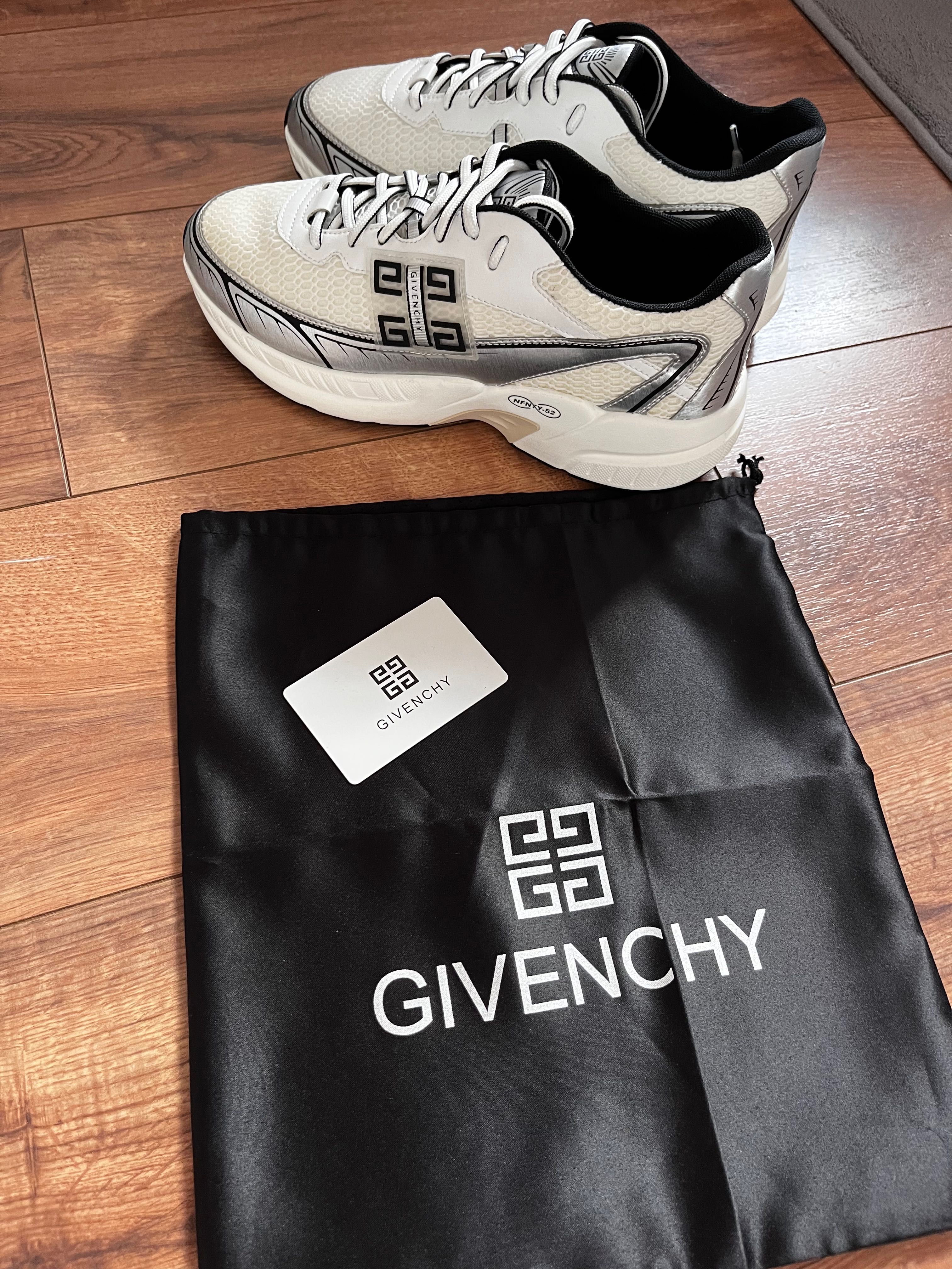 Мъжки спортни обувки GIVENCHY