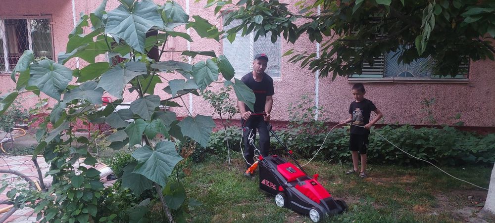 Газон кесиш хизматимизни таклиф этамиз.