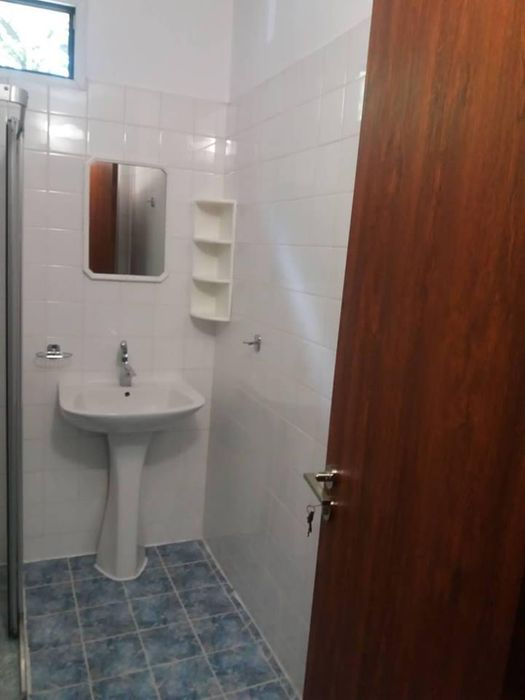 Дава се под наем Тристаен апартамент в София, Лозенец - 90 кв.м за 700 € - Снимка #7