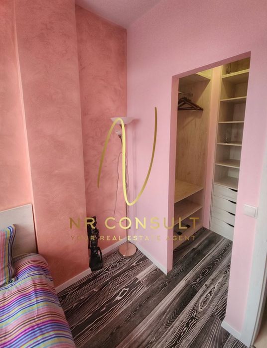 Дава се под наем Тристаен апартамент в София, Център - 90 кв.м за 1100 € - Снимка #11