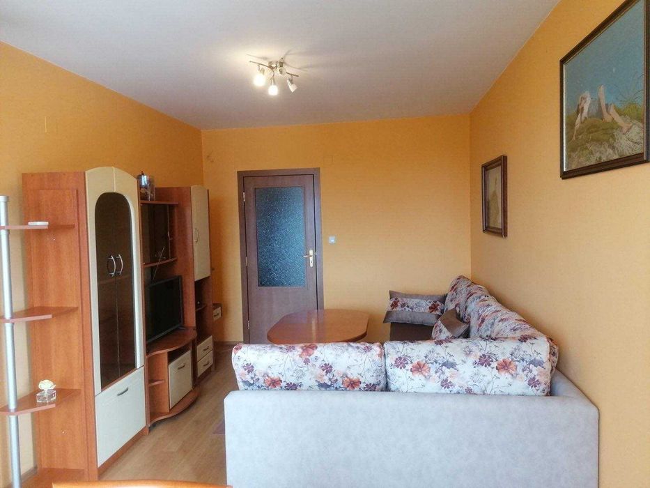 Двустаен апартамент под наем в кв. Кючук Париж