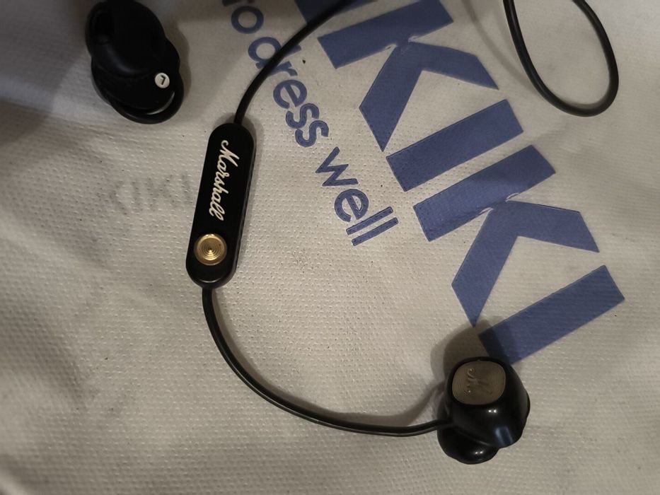 Безжични слушалки