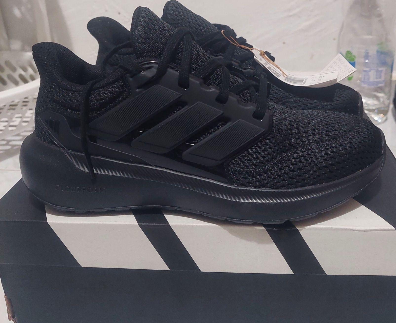 Маратонки Adidas 38 н.