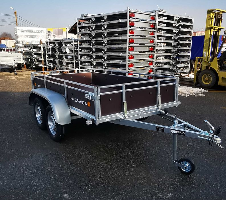 Remorcă 750 kg, VESTA Tego 25 W DA – 2 Axe, 250 x 135 x 37 cm,  RATE