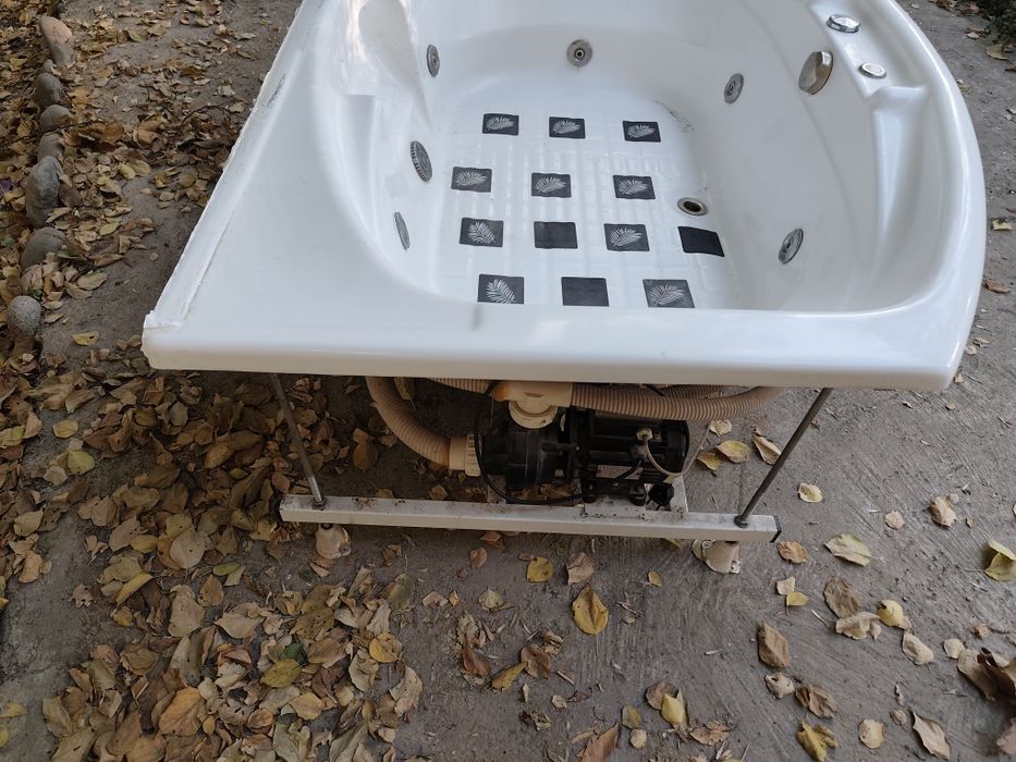 Продам Джакузи  джакузи б.у.