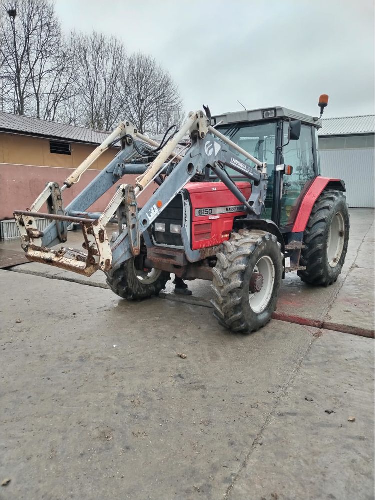 Vând Tractor Massey Ferguson