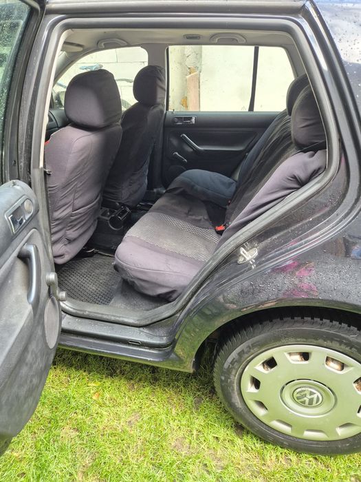 Vand golf 4  1.4 benzina