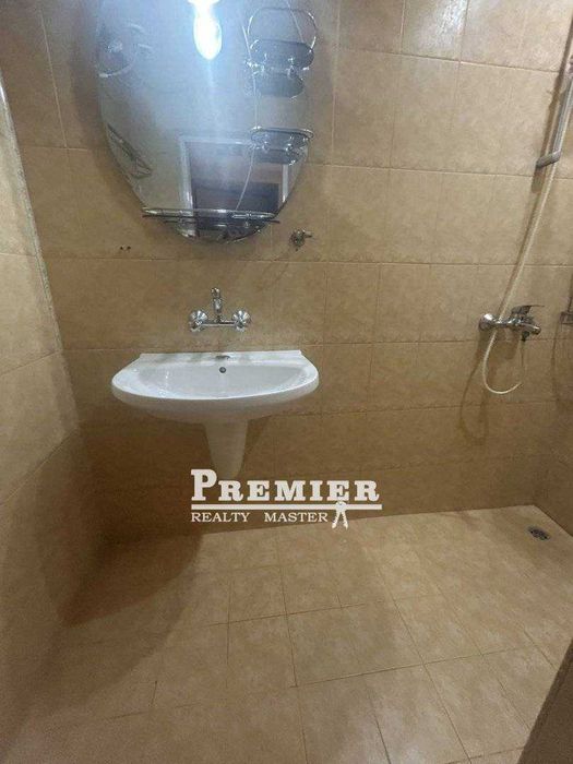 Продава се Двустаен апартамент в Бургас, Възраждане - 55 кв.м за 2364 €/кв.м - Снимка #9