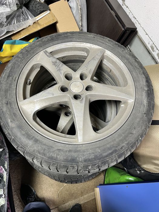 Продам диски с резиной R17