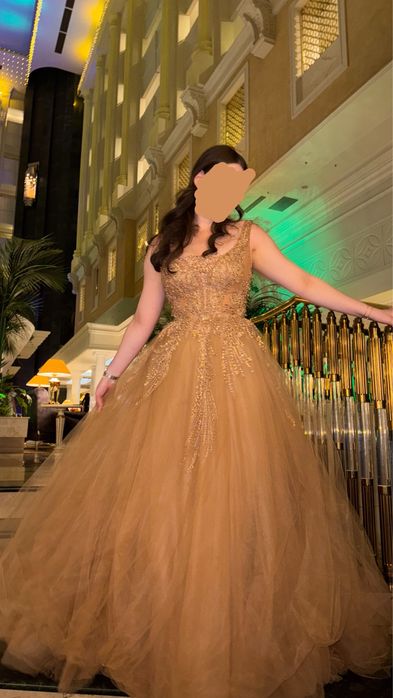 Naiyl Baikuchkov дизайнерлік кешкі көйлек, корсет, бір рет киілген