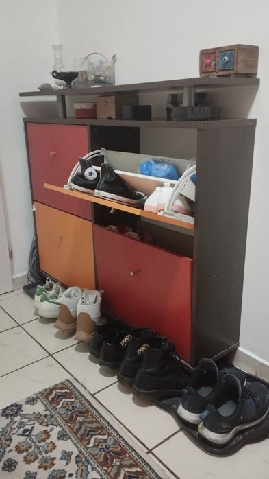 Шкаф за обувки, здрав шкаф