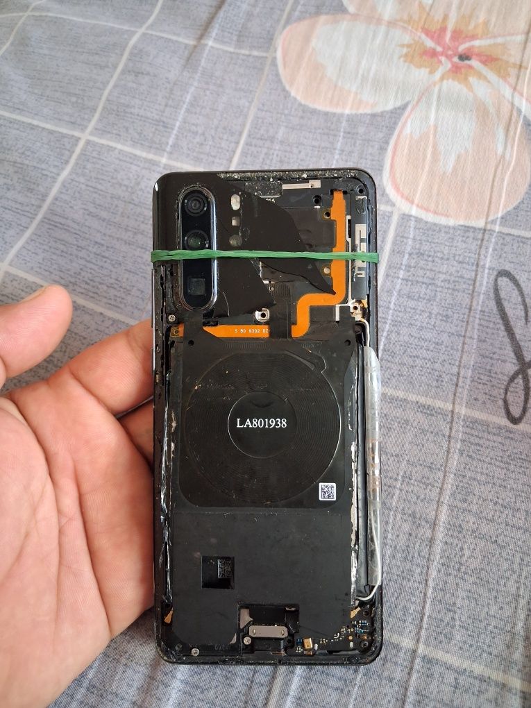 Huawei P 30 pro сотилади