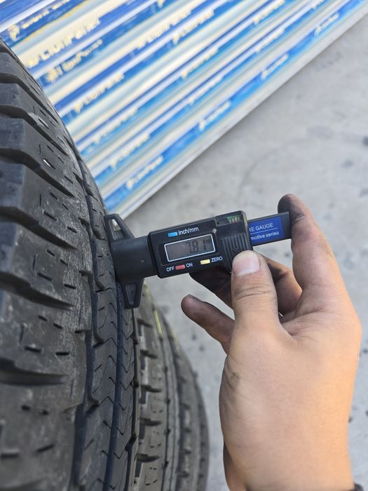 2 Броя 225/75/16C Michelin 7,8mm