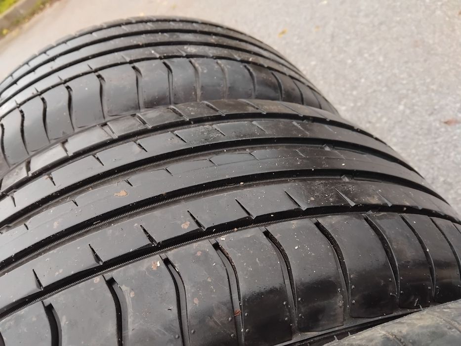 Гуми 225/40/18 Triangle