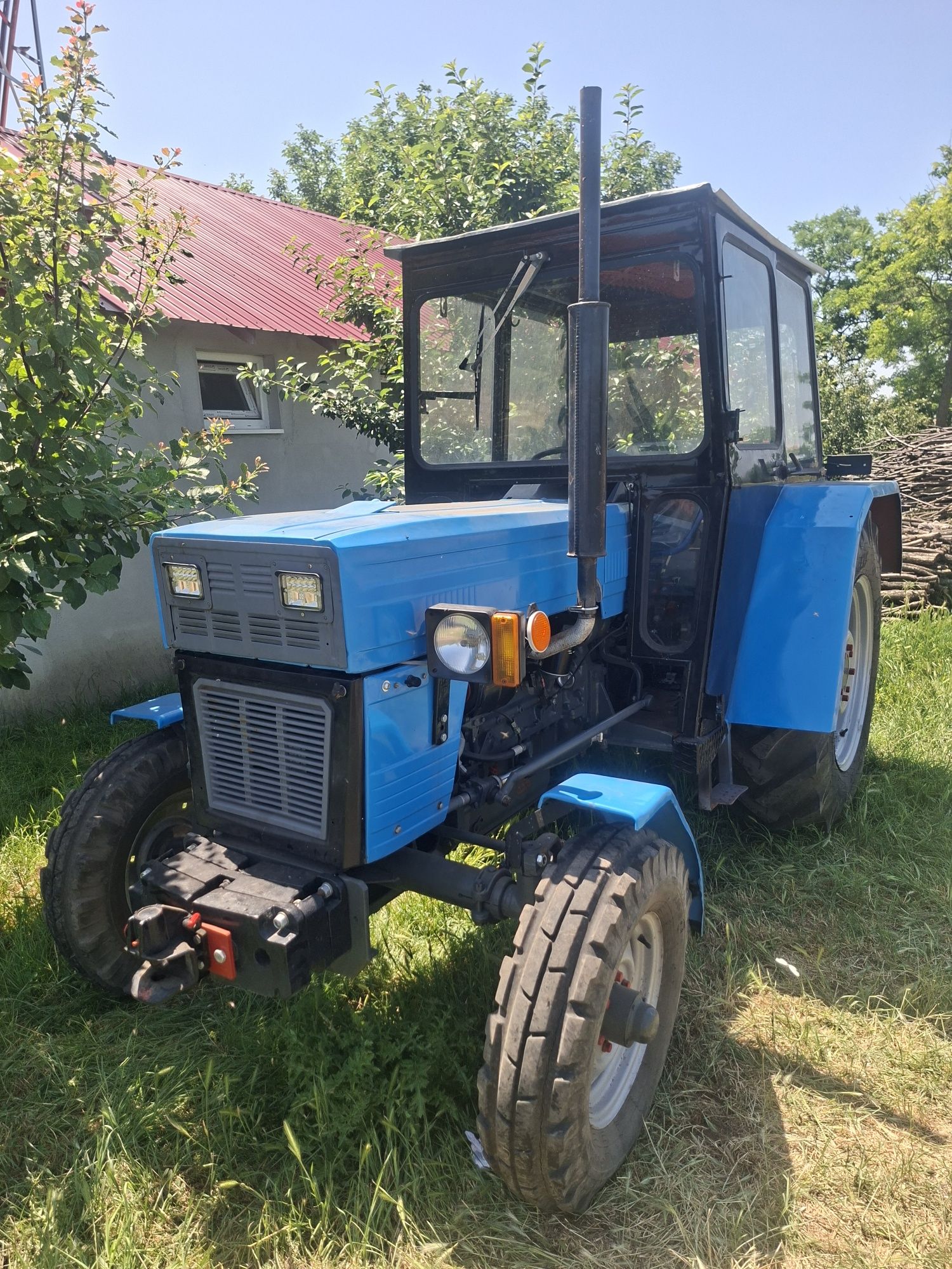 Vand Tractor Universal U 550.