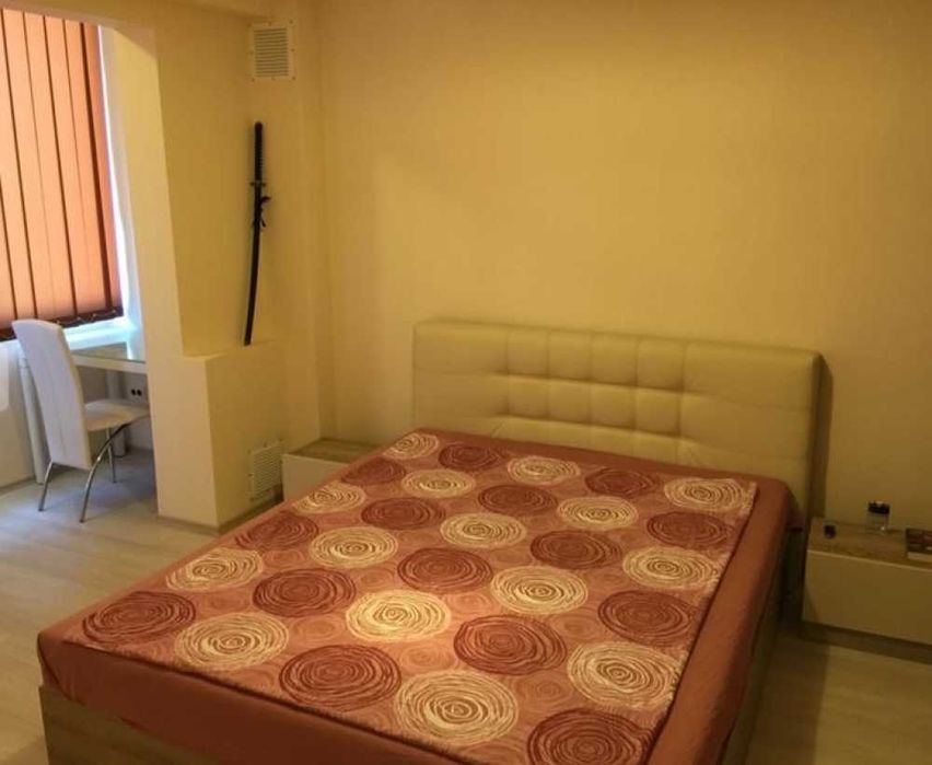 Продава се Тристаен апартамент в София, Слатина - 72 кв.м за 2778 €/кв.м - Снимка #2