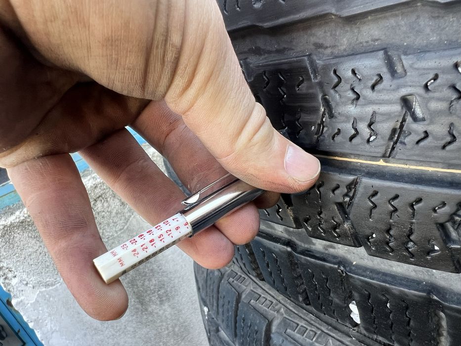 Зимни гуми бусови 205/65/16 Nexen dot 17 . Цена за всичките