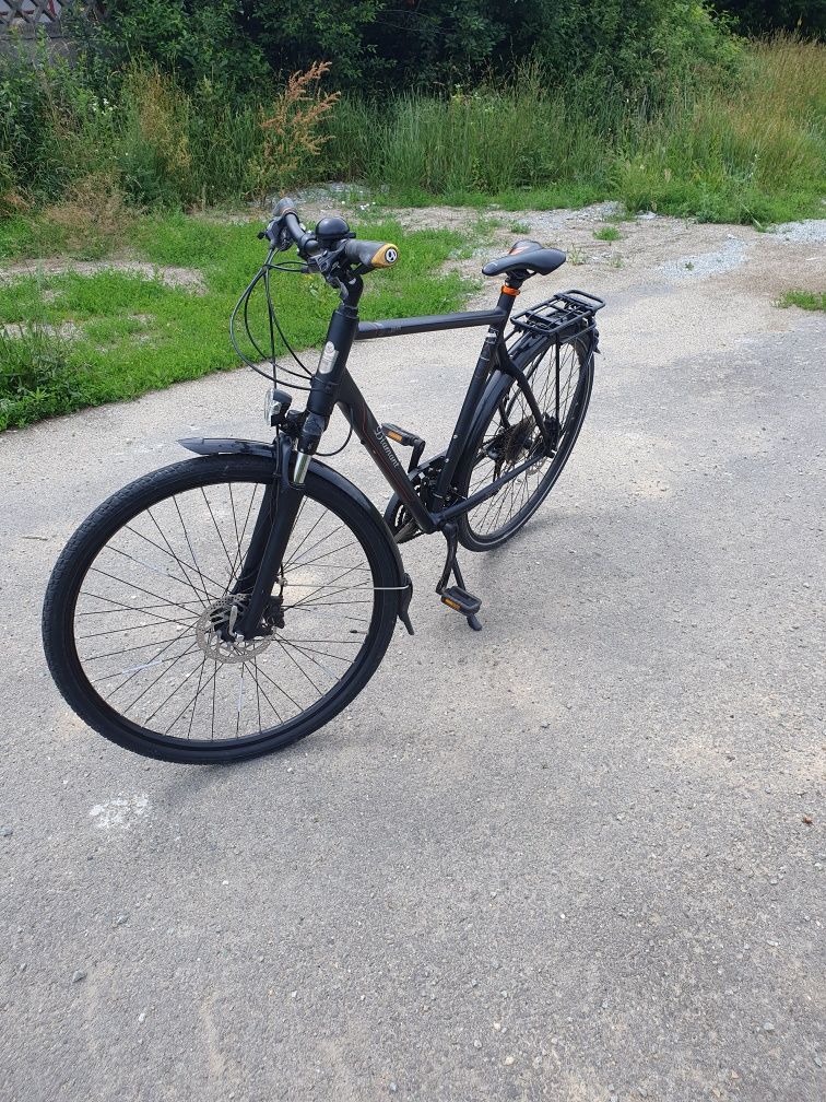 Vând bicicleta trekking Diamant ubari legere