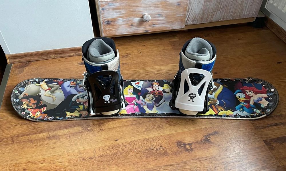 Vând set snowboard copii