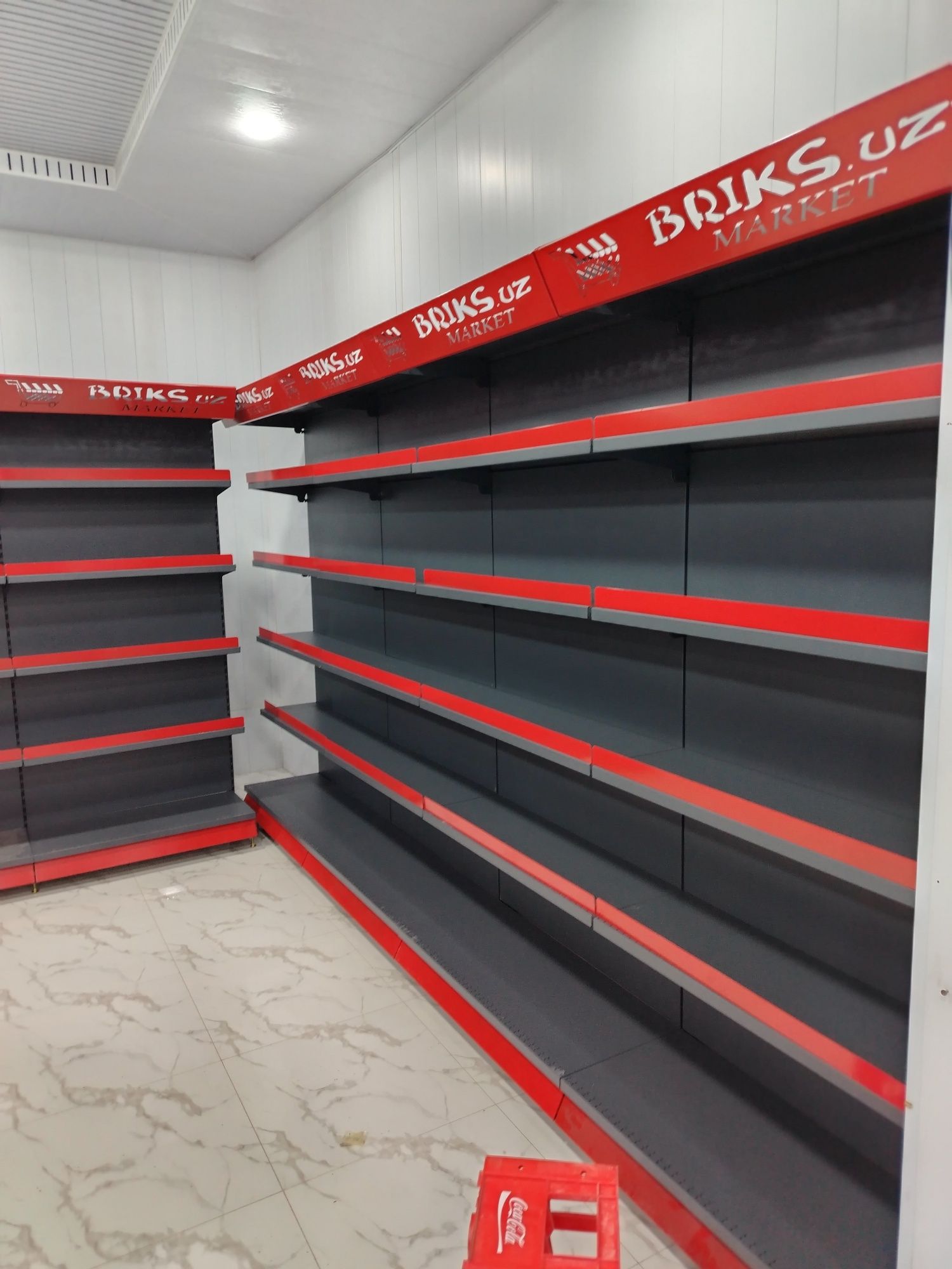 Polka stelaj magazin uchun Стелаж