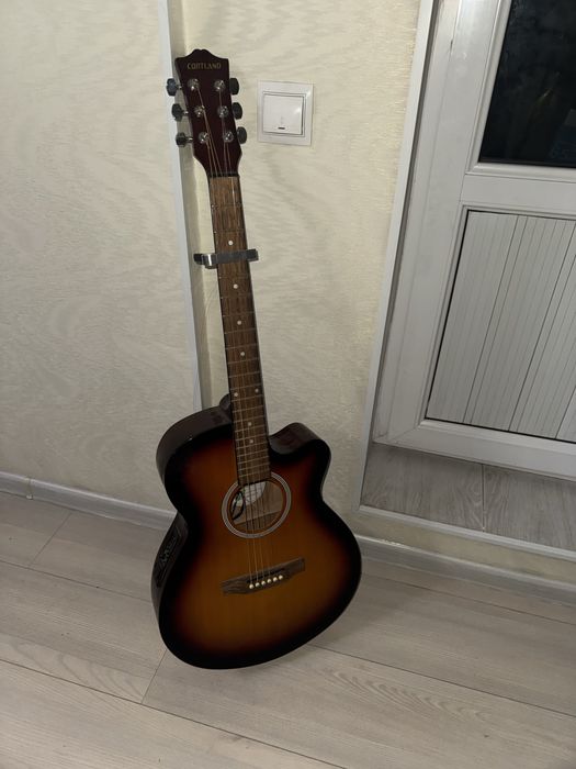 Гитара Cortland в продаже