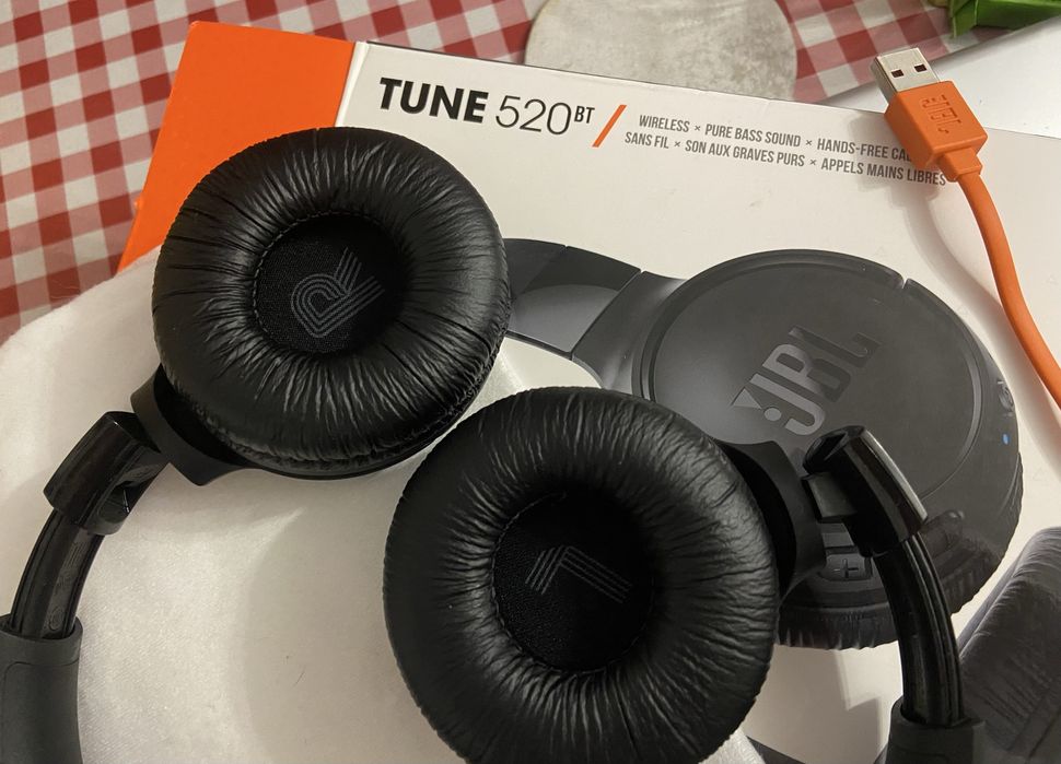 Căști JBL 520 BT