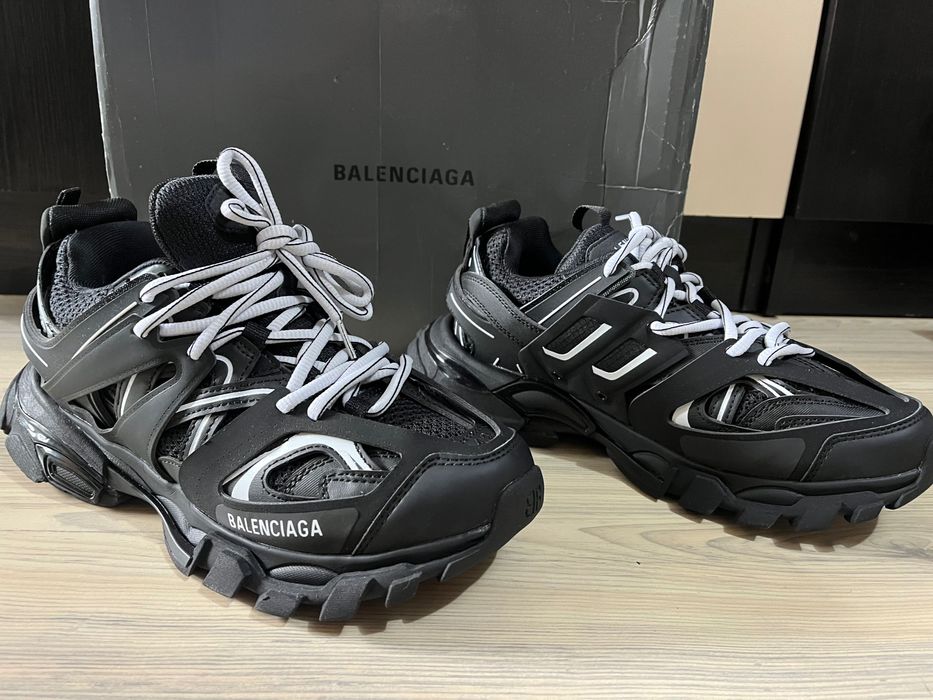 ЧИСТО НОВИ! Balenciaga Track