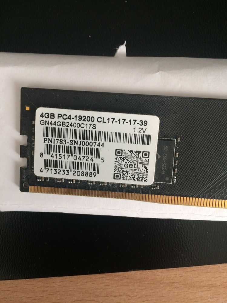 Продам оперативную память для компьютера Ddr4 4gb