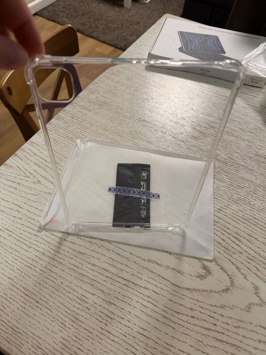Силиконов case Ipad 11 PRO и протектор