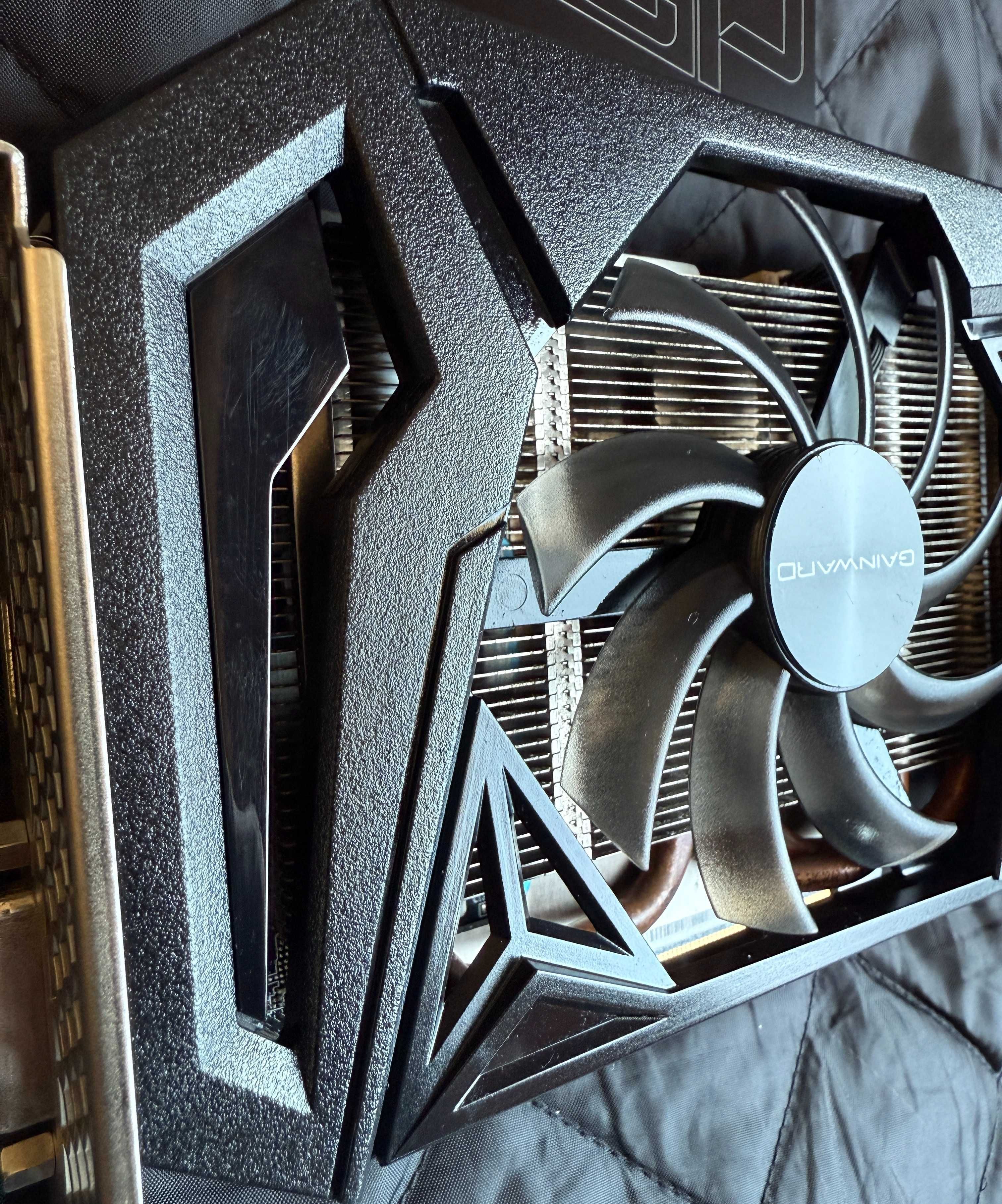 ТОП състояние Видео карта GPU Gainward GTX 1660 SUPER Pegasus OC 6GB