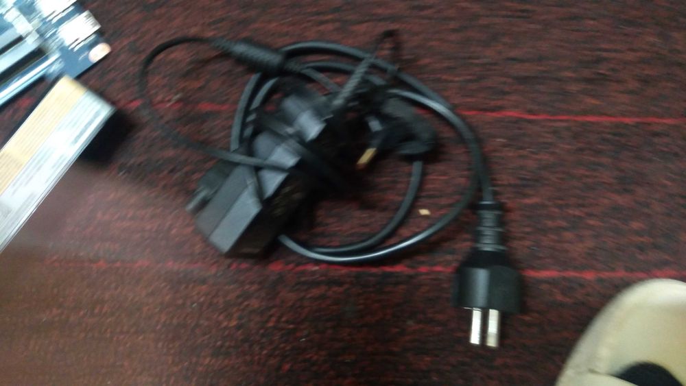 Продам запчасти на ноутбук LENOVO G585